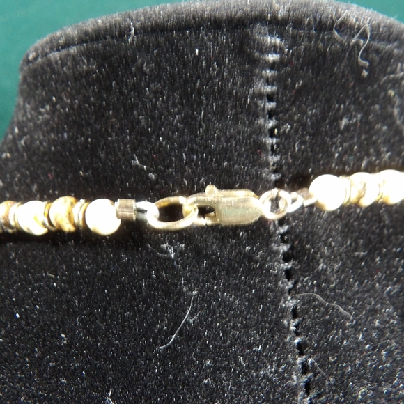 Broken China cream white Handcrafted Necklace - Picture 5 of 6